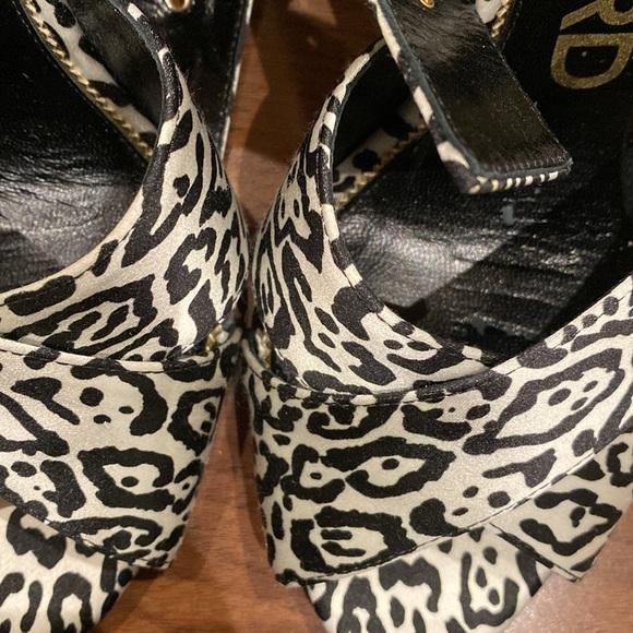Tom Ford / NEW leopard sandal animal printed heel cross block black white 38 8 - Picture 7 of 10